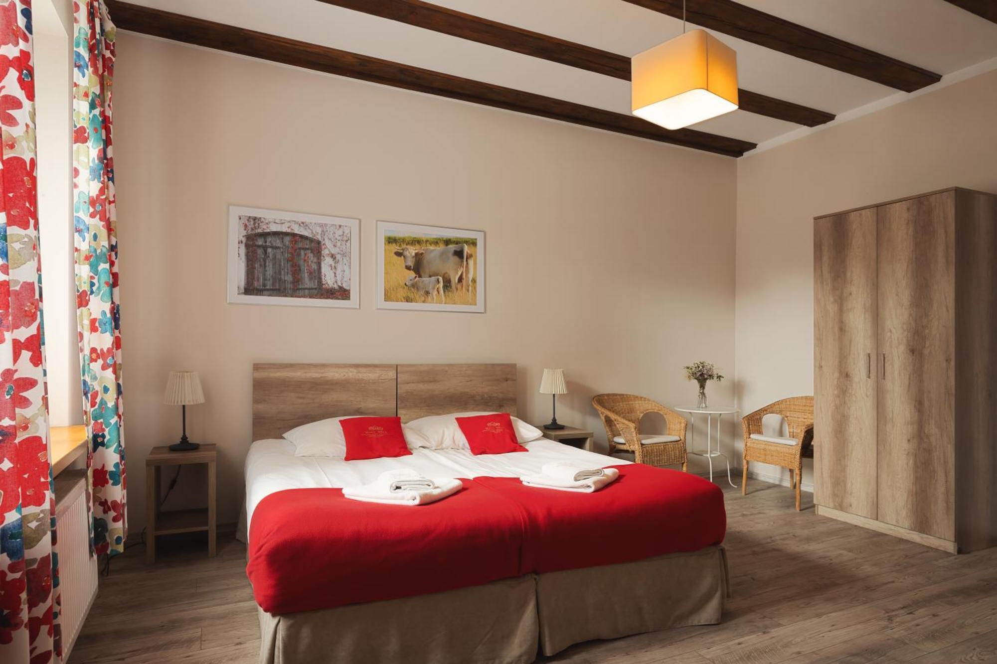 Stary Mlyn Strzeszyn Hotel Lubowo  Bagian luar foto