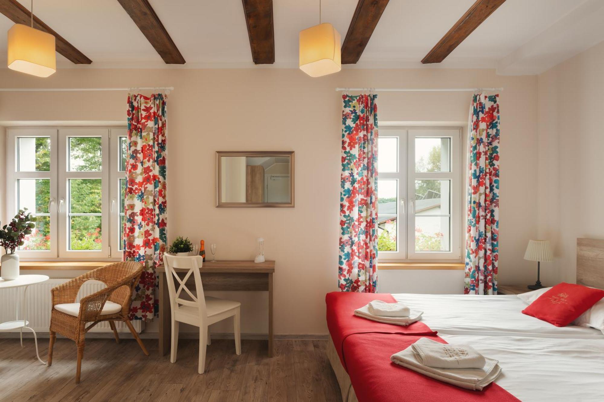 Stary Mlyn Strzeszyn Hotel Lubowo  Bagian luar foto